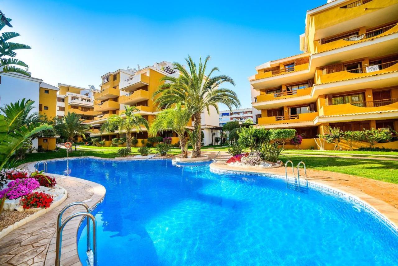 La Entrada Beach Club Torrevieja Exteriör bild